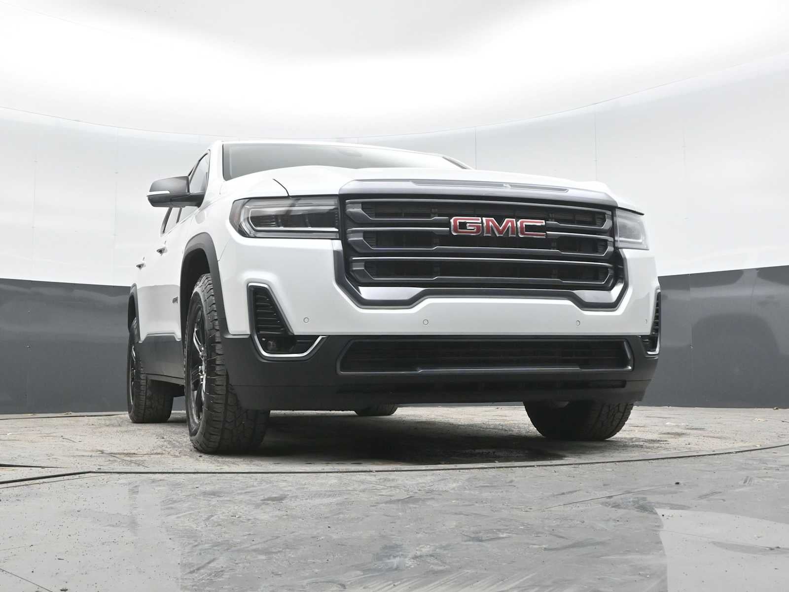 2021 GMC Acadia AT4
