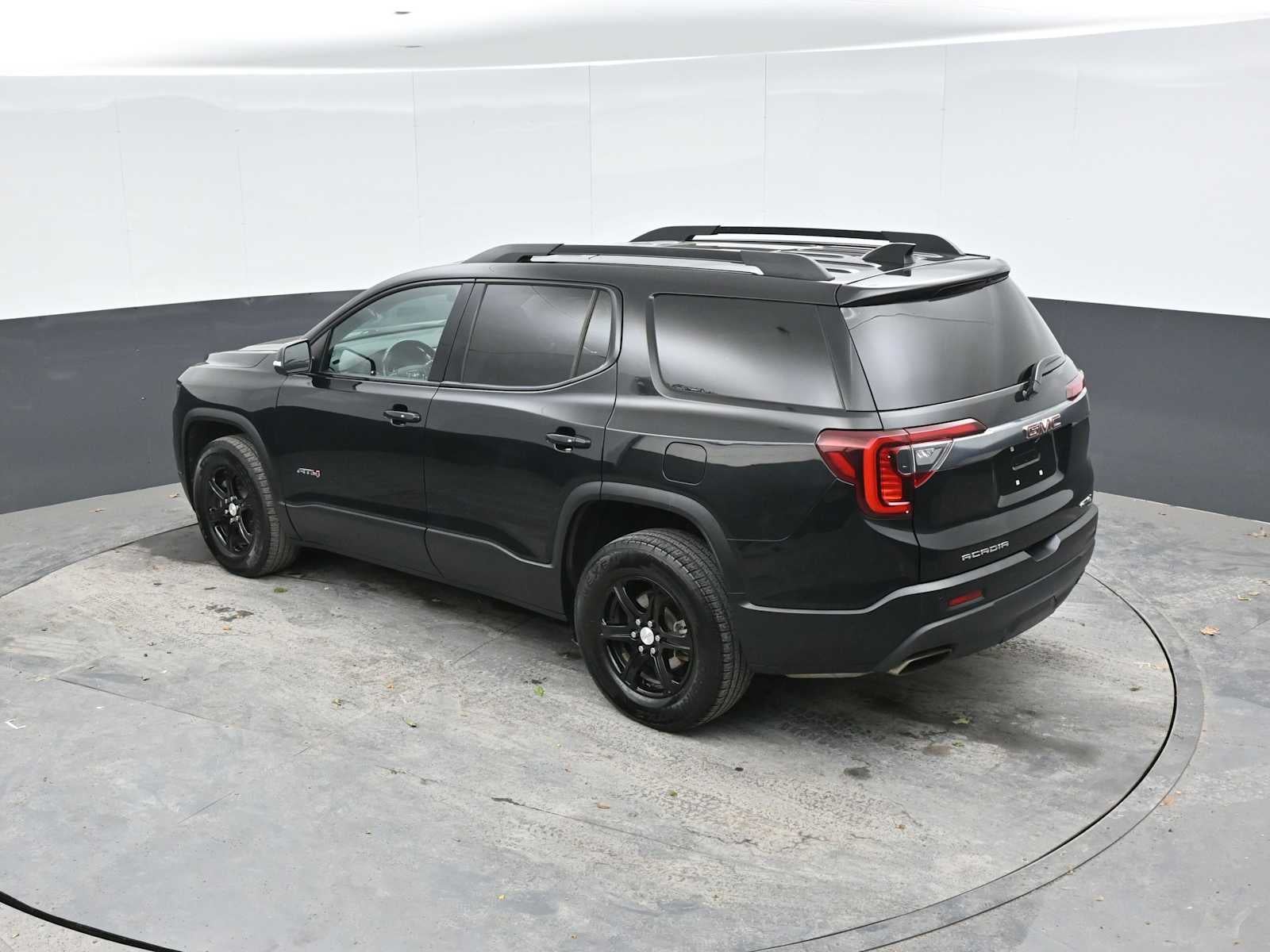 2020 GMC Acadia AT4