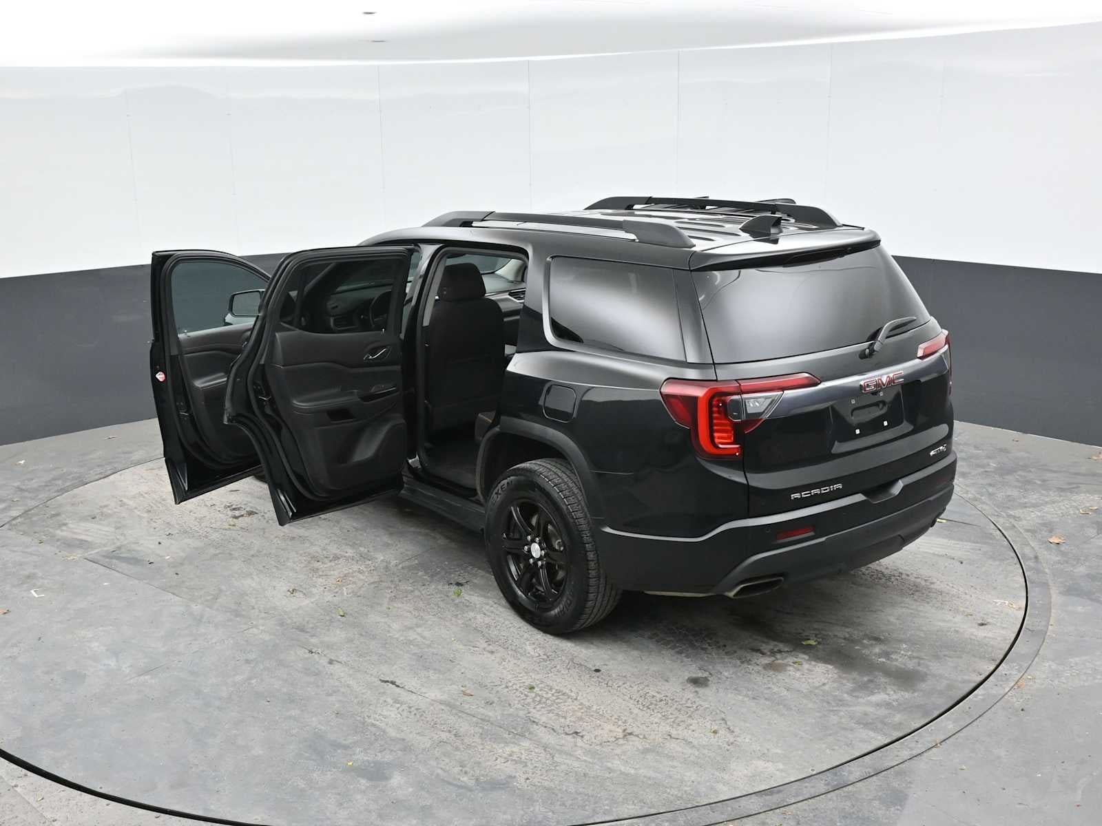 2020 GMC Acadia AT4