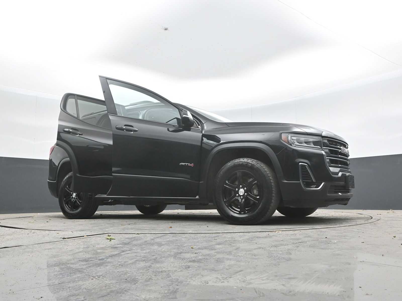 2020 GMC Acadia AT4