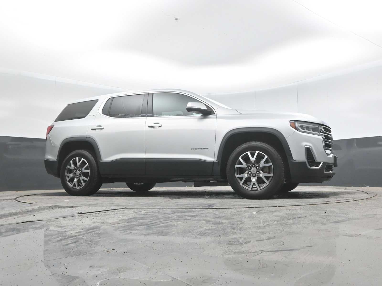 2020 GMC Acadia SLE