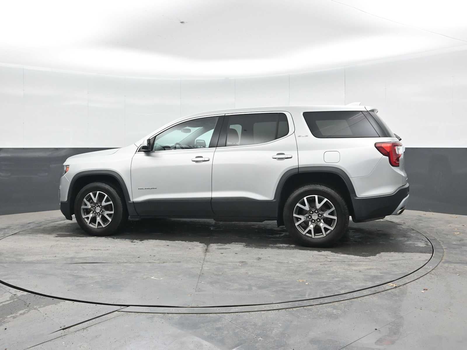 2020 GMC Acadia SLE