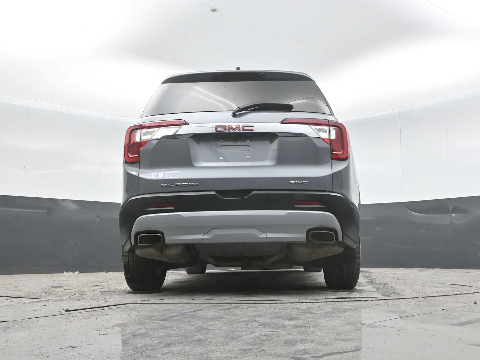 2022 GMC Acadia SLT