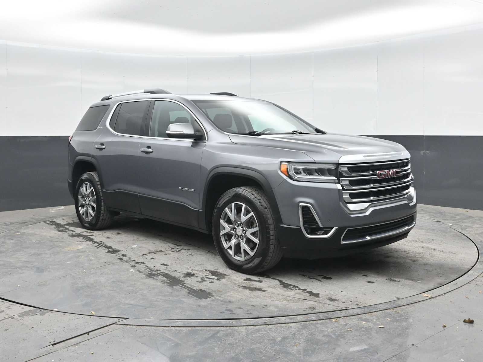 2022 GMC Acadia SLT