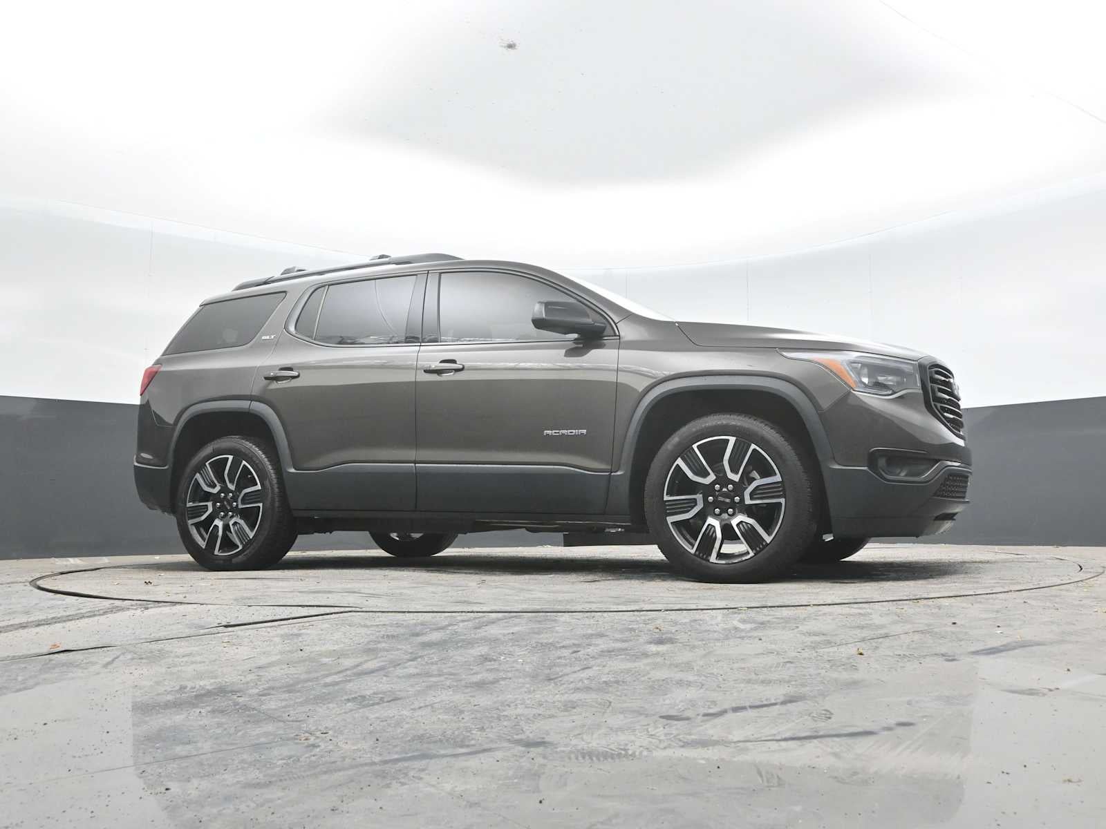 2019 GMC Acadia SLT