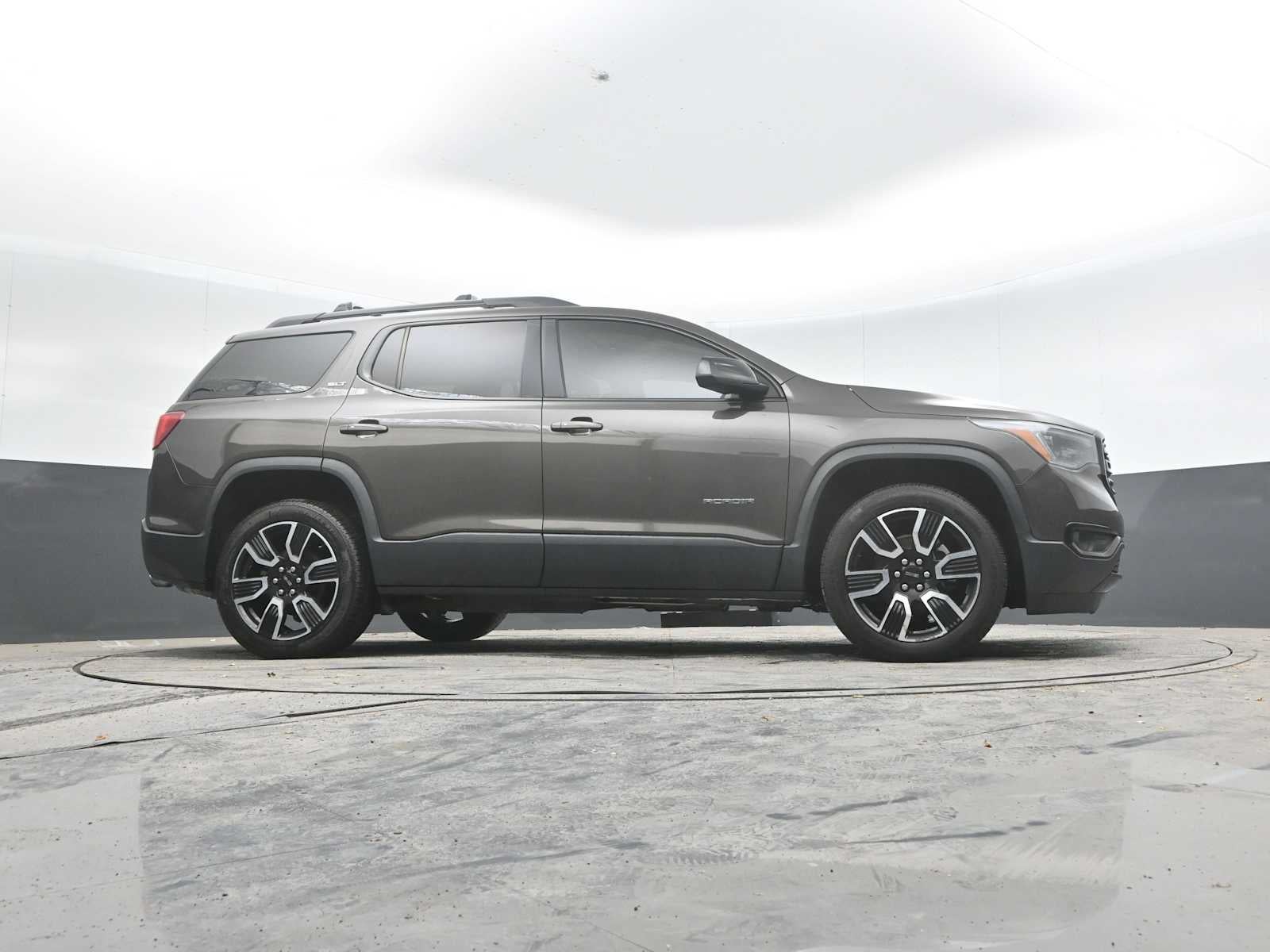 2019 GMC Acadia SLT