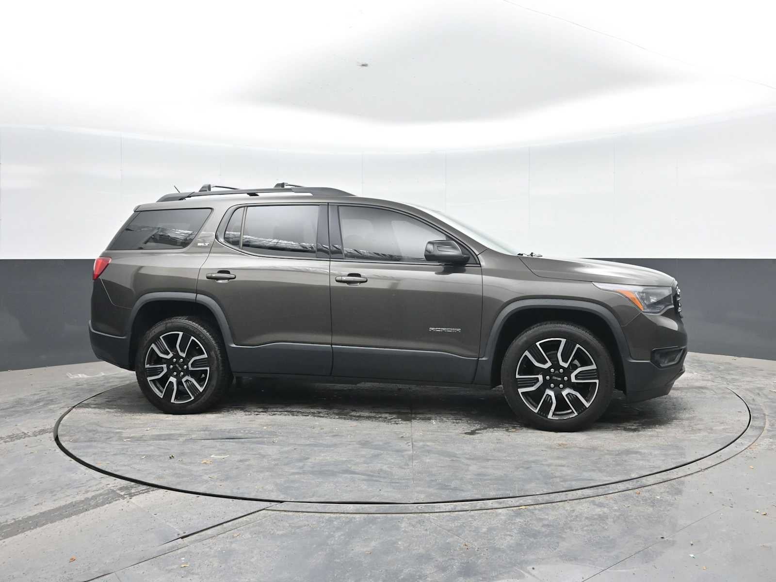 2019 GMC Acadia SLT