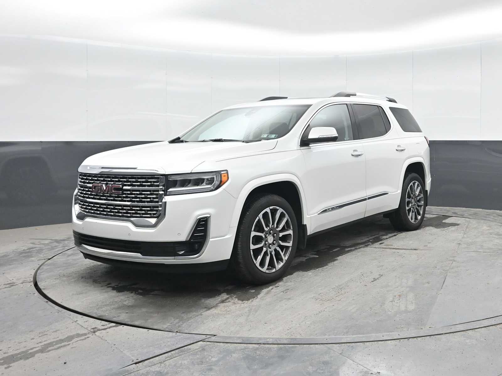 2020 GMC Acadia Denali