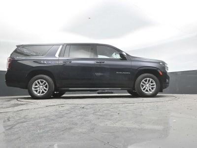 2022 Chevrolet Suburban LS