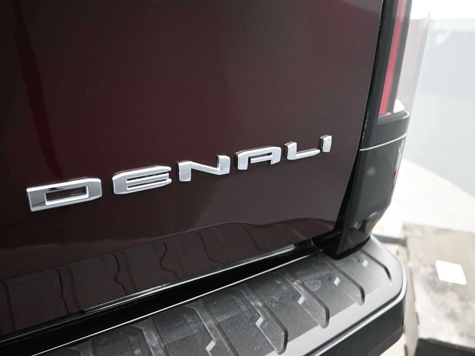 2025 GMC Sierra EV Max Range Denali