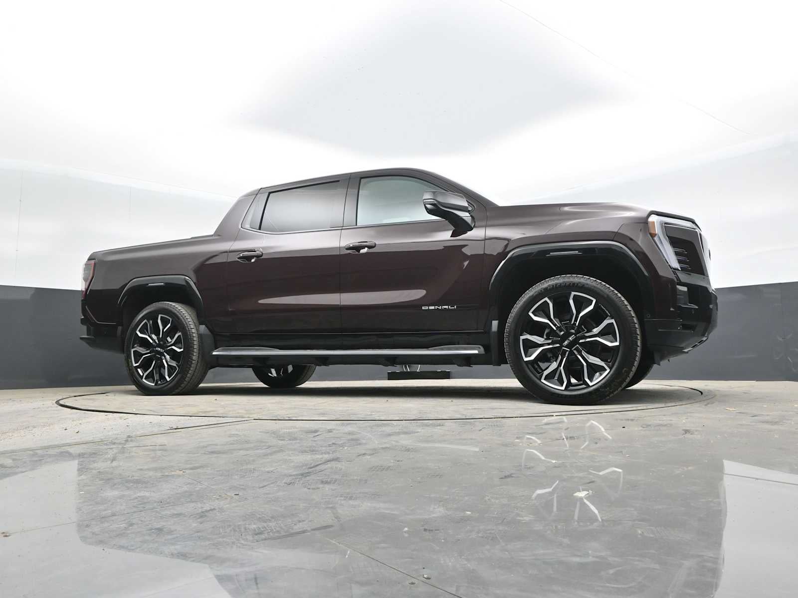 2025 GMC Sierra EV Max Range Denali