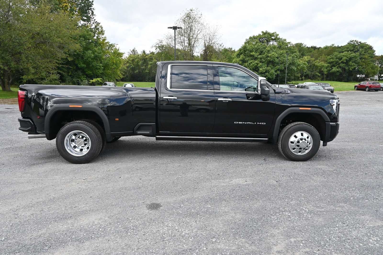 2026 GMC Sierra 3500 HD Denali Ultimate DRW