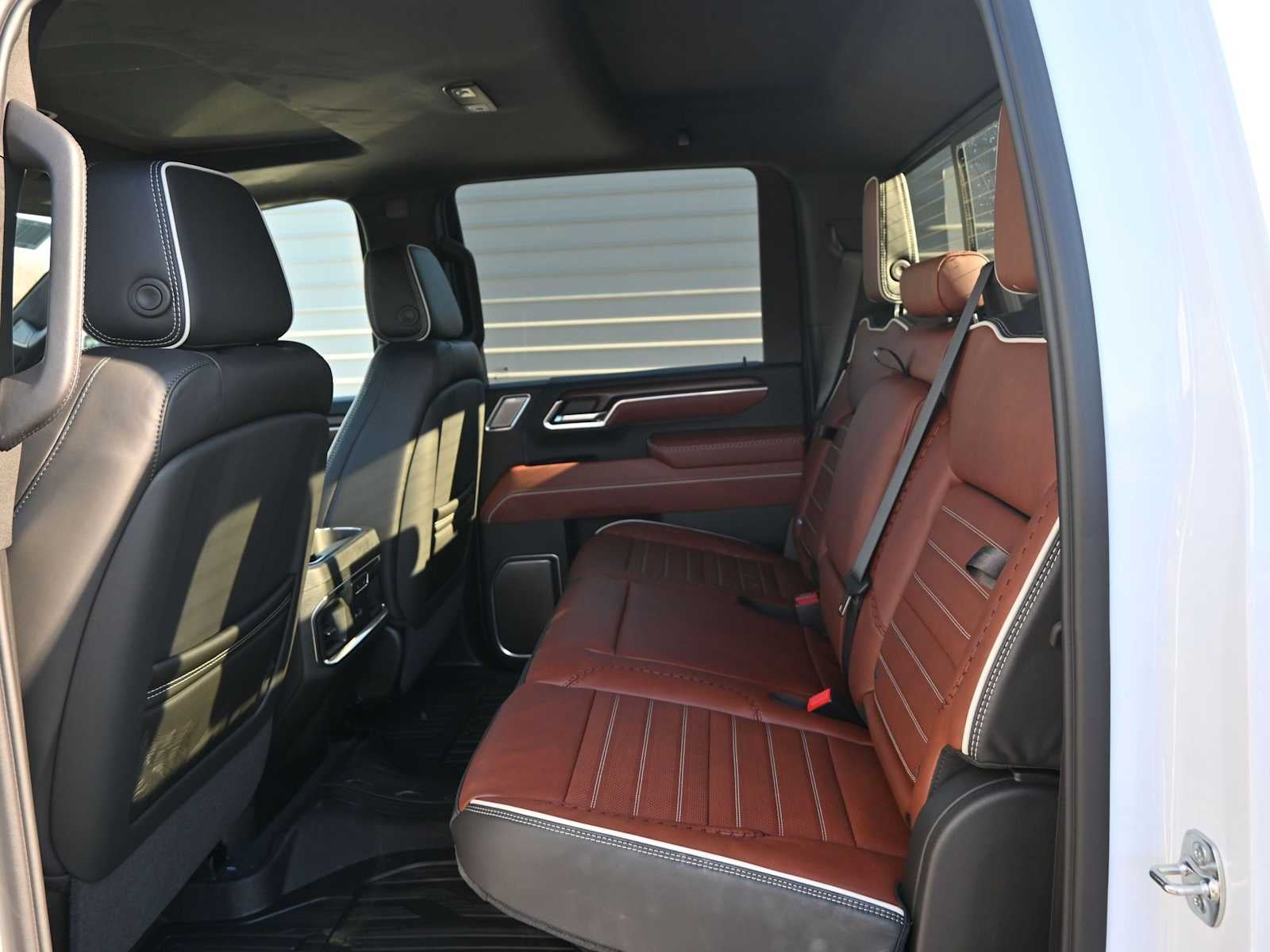 2026 GMC Sierra 3500 HD Denali Ultimate DRW