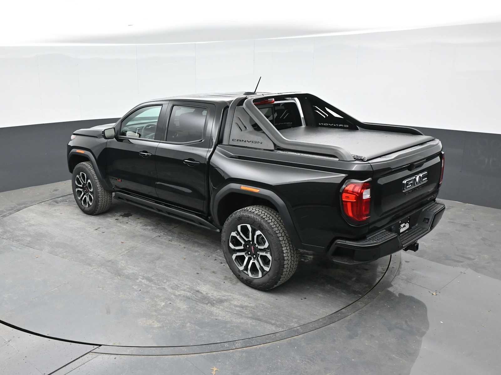 2025 GMC Canyon AT4