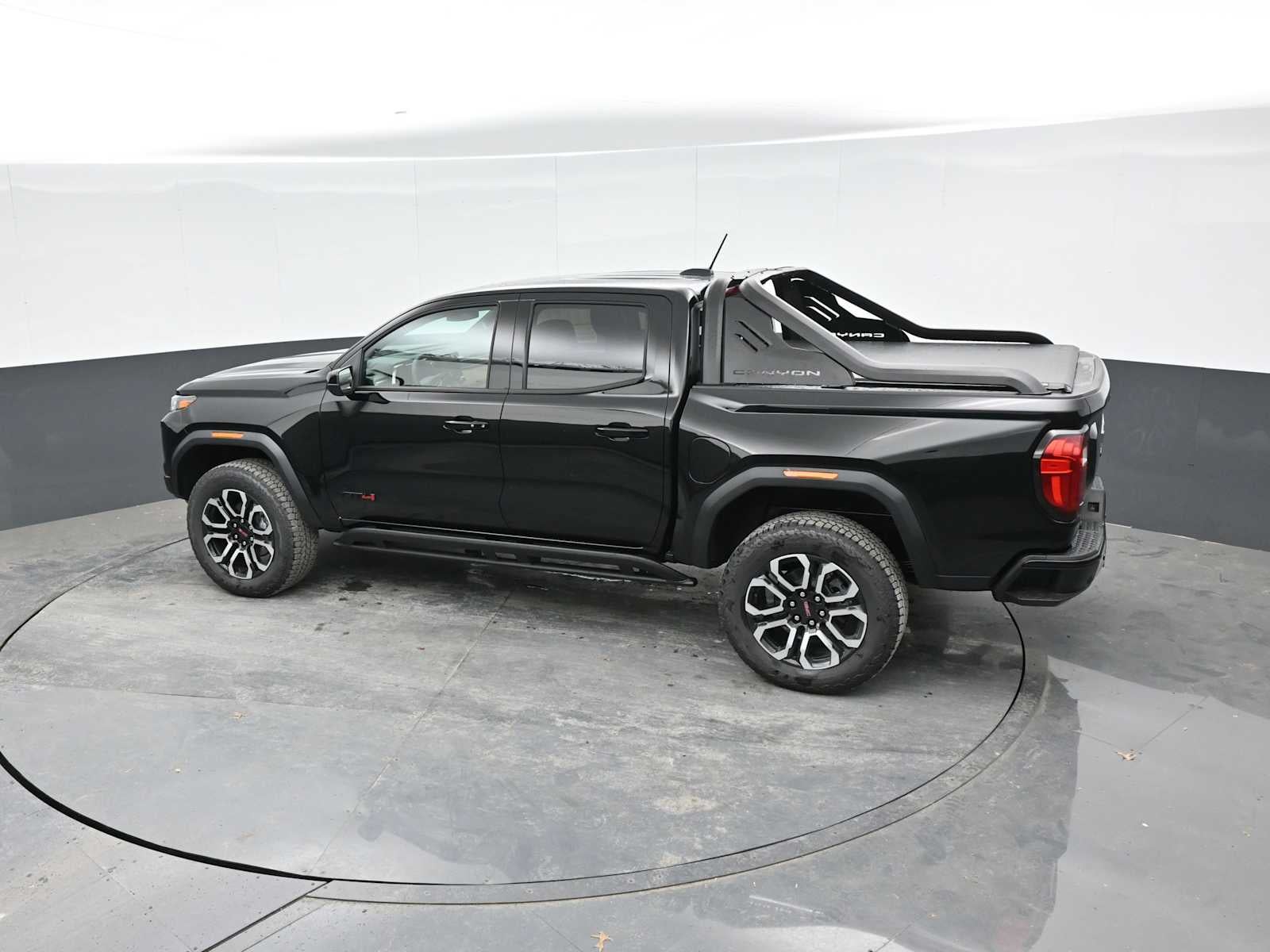 2025 GMC Canyon AT4