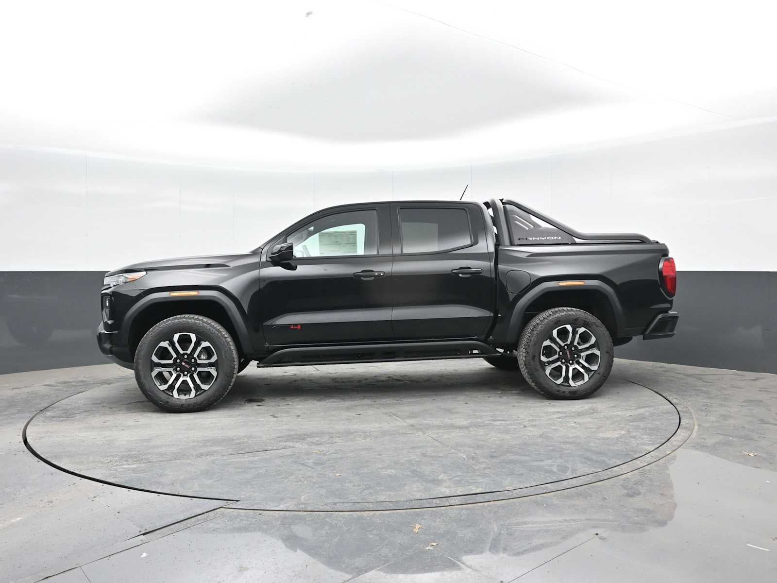 2025 GMC Canyon AT4