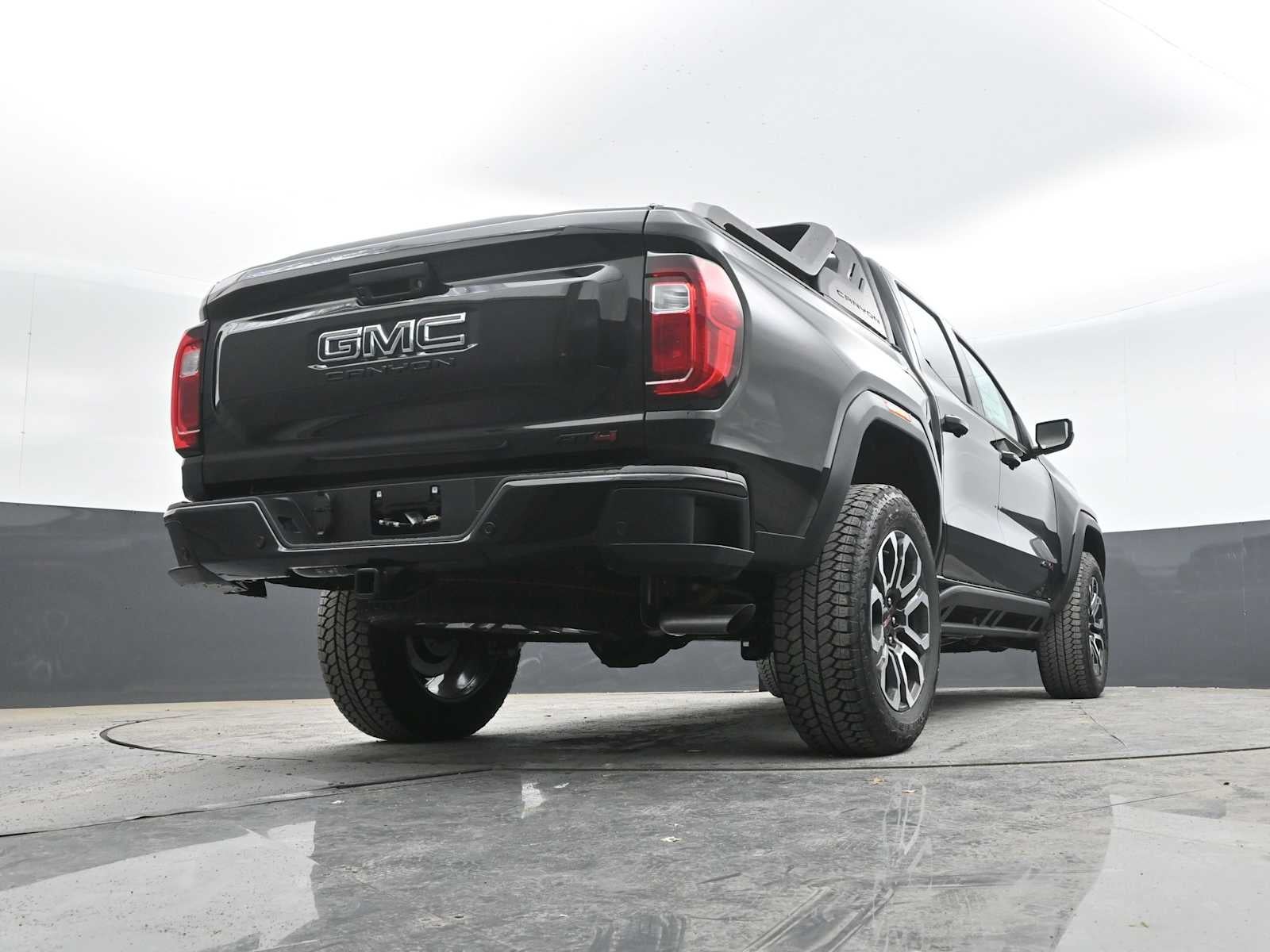 2025 GMC Canyon AT4