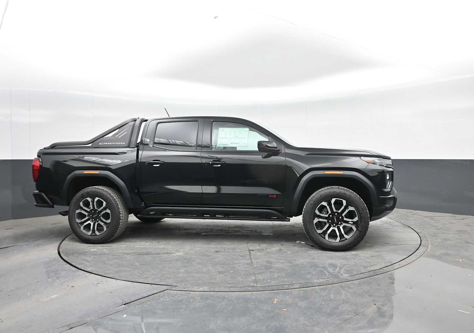 2025 GMC Canyon AT4