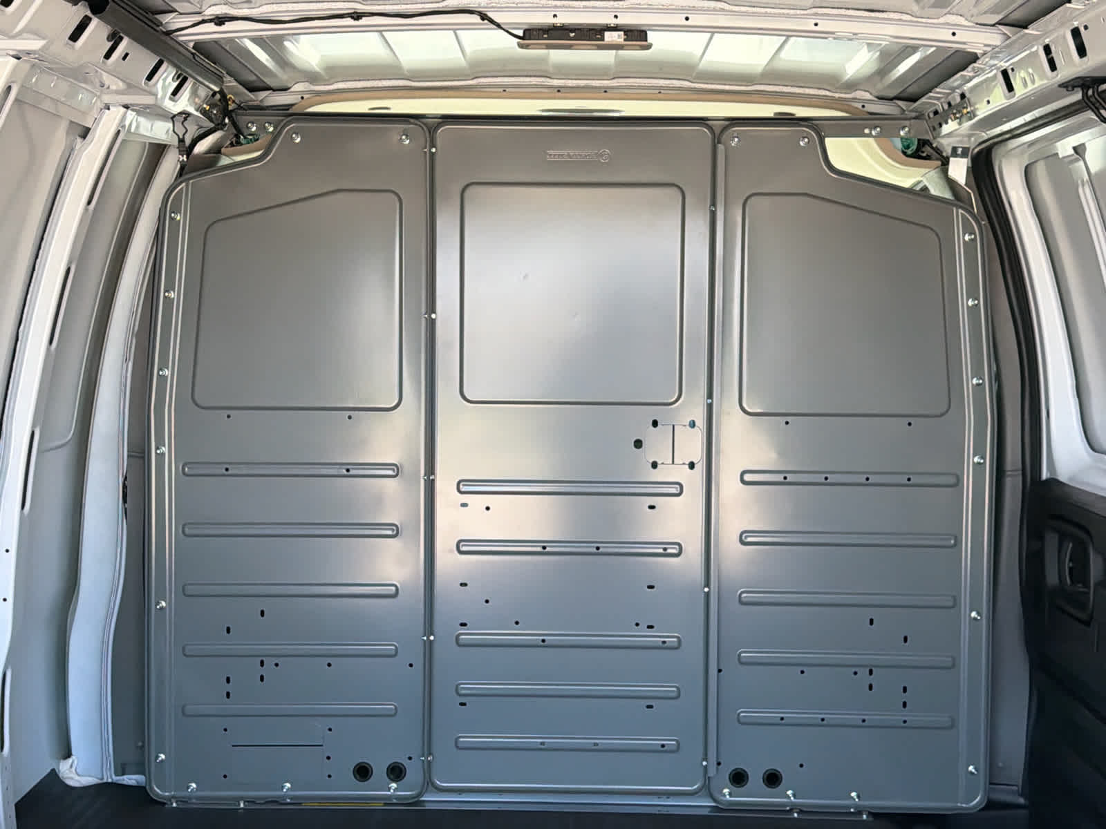 2025 GMC Savana Cargo Work Van