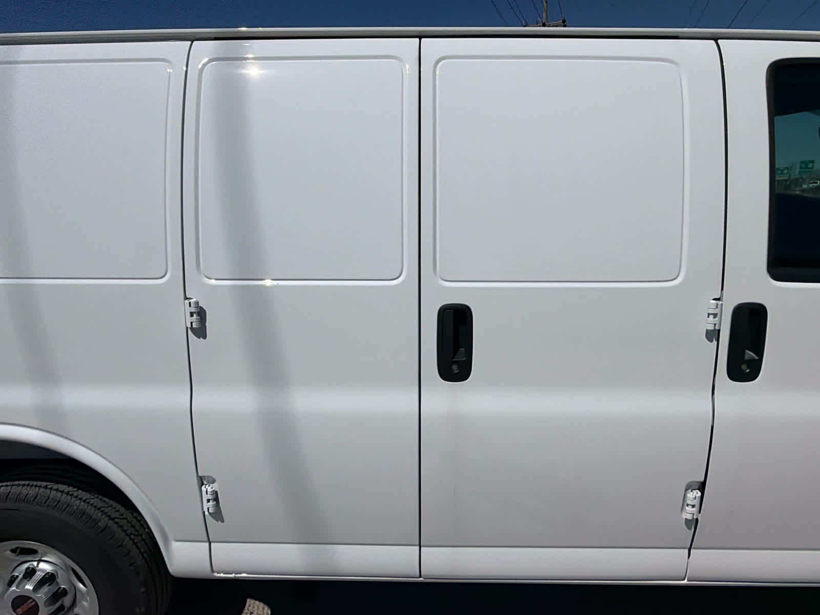 2025 GMC Savana Cargo Work Van