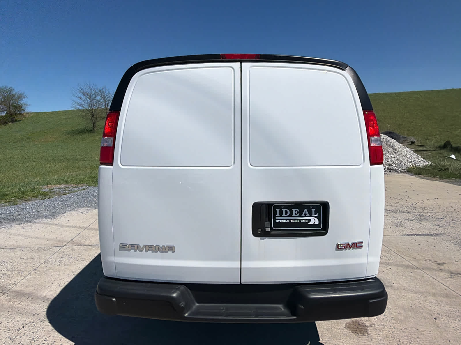 2025 GMC Savana Cargo Work Van