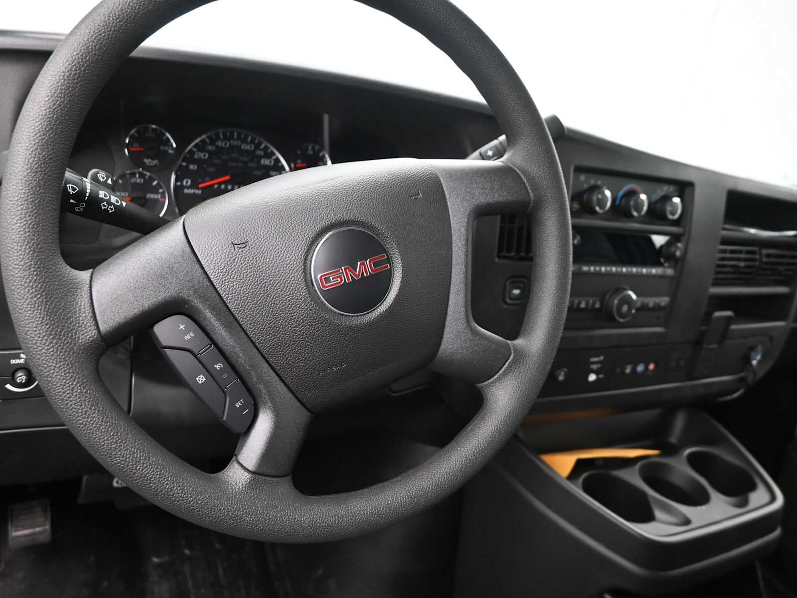 2025 GMC Savana Cargo 2500 Work Van