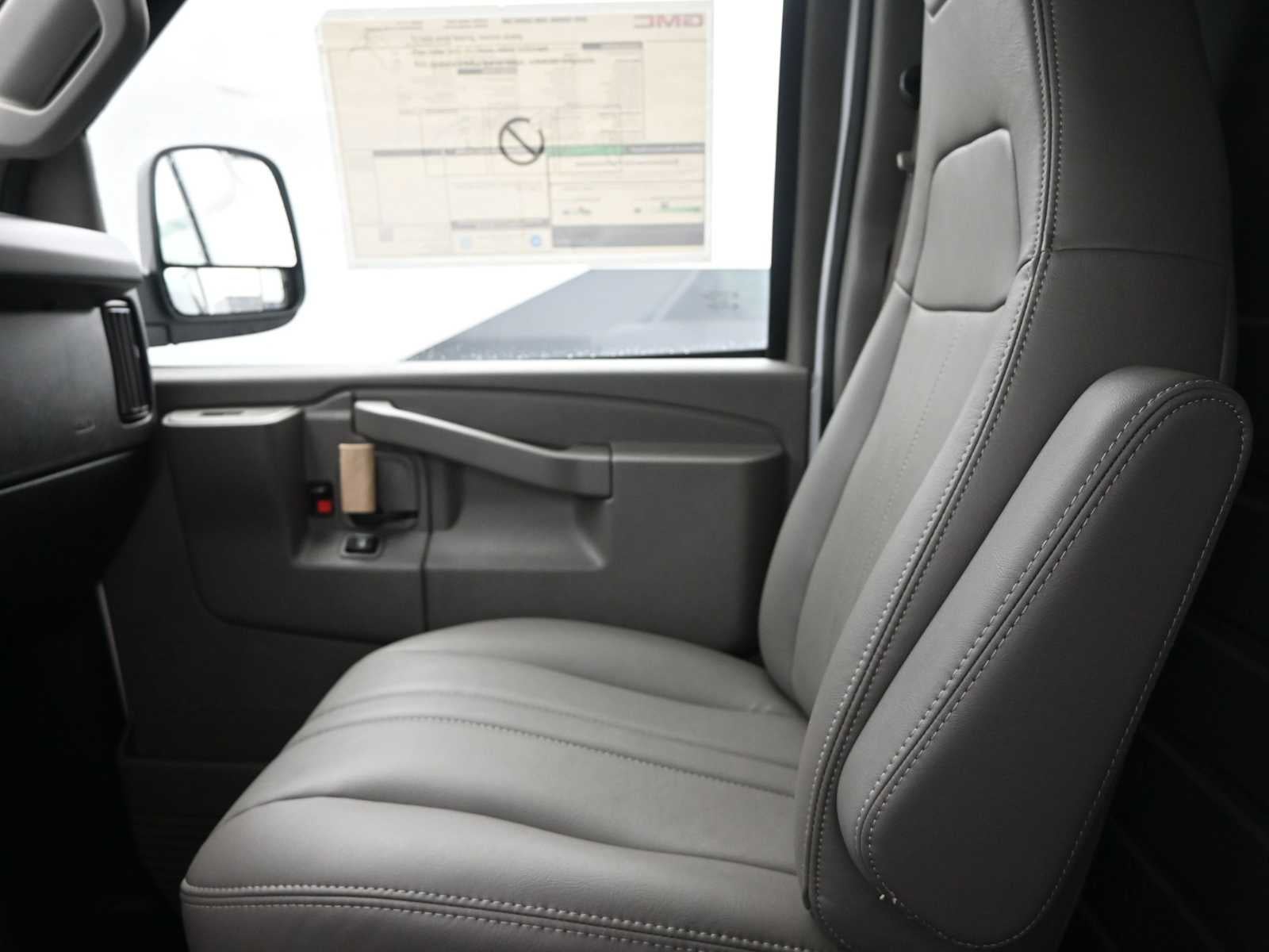 2025 GMC Savana Cargo 2500 Work Van