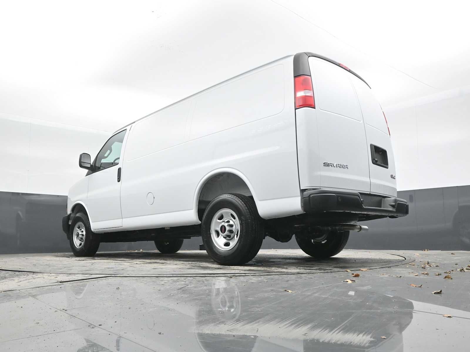 2025 GMC Savana Cargo 2500 Work Van