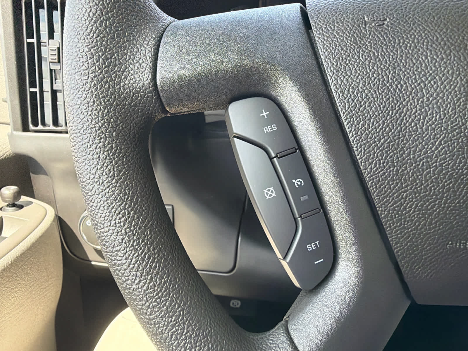 2025 GMC Savana Cargo Work Van