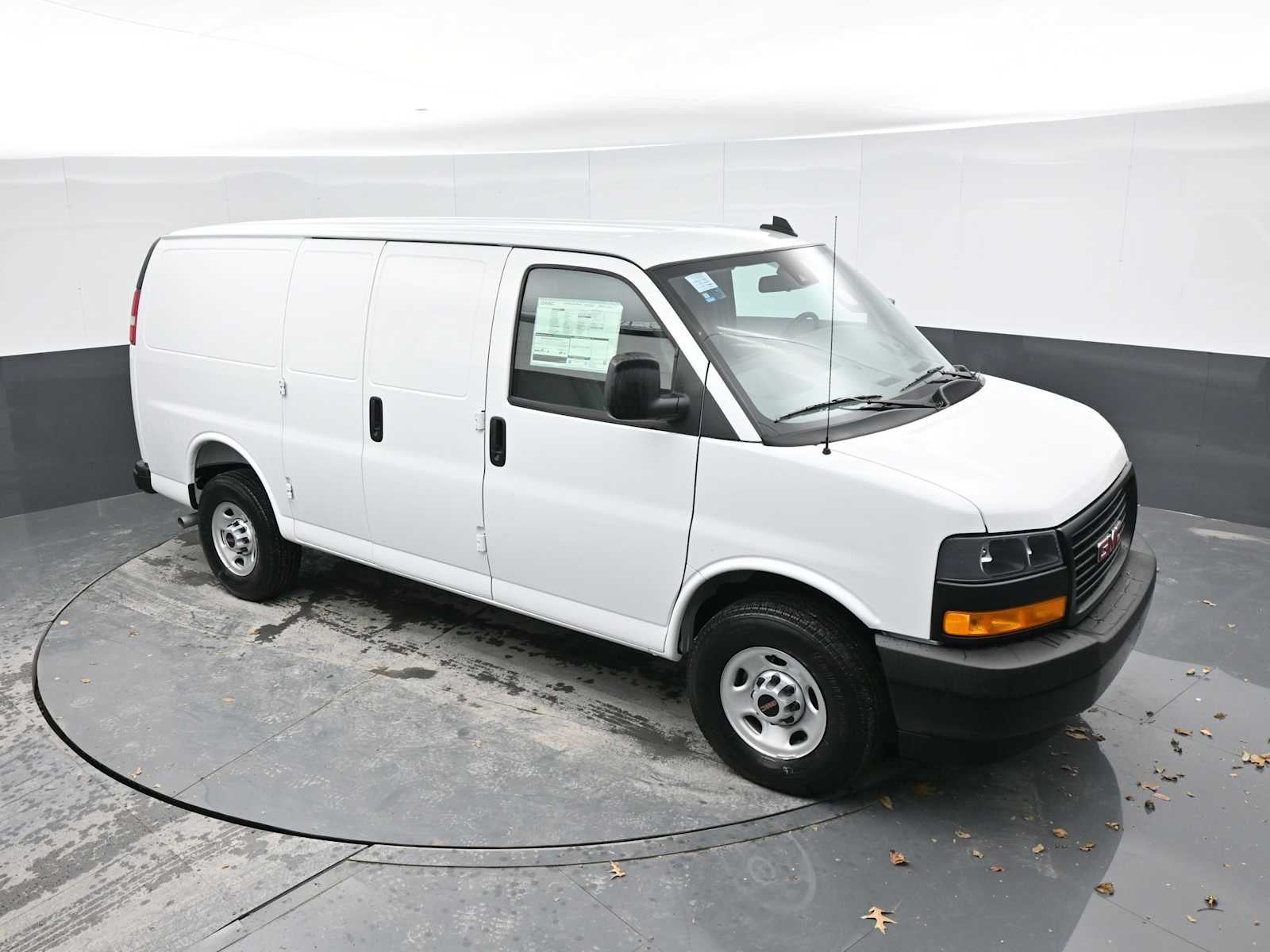2025 GMC Savana Cargo 2500 Work Van