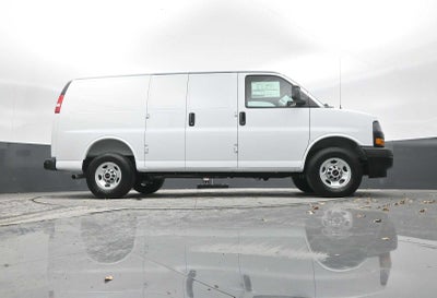 2025 GMC Savana Cargo 2500 Work Van