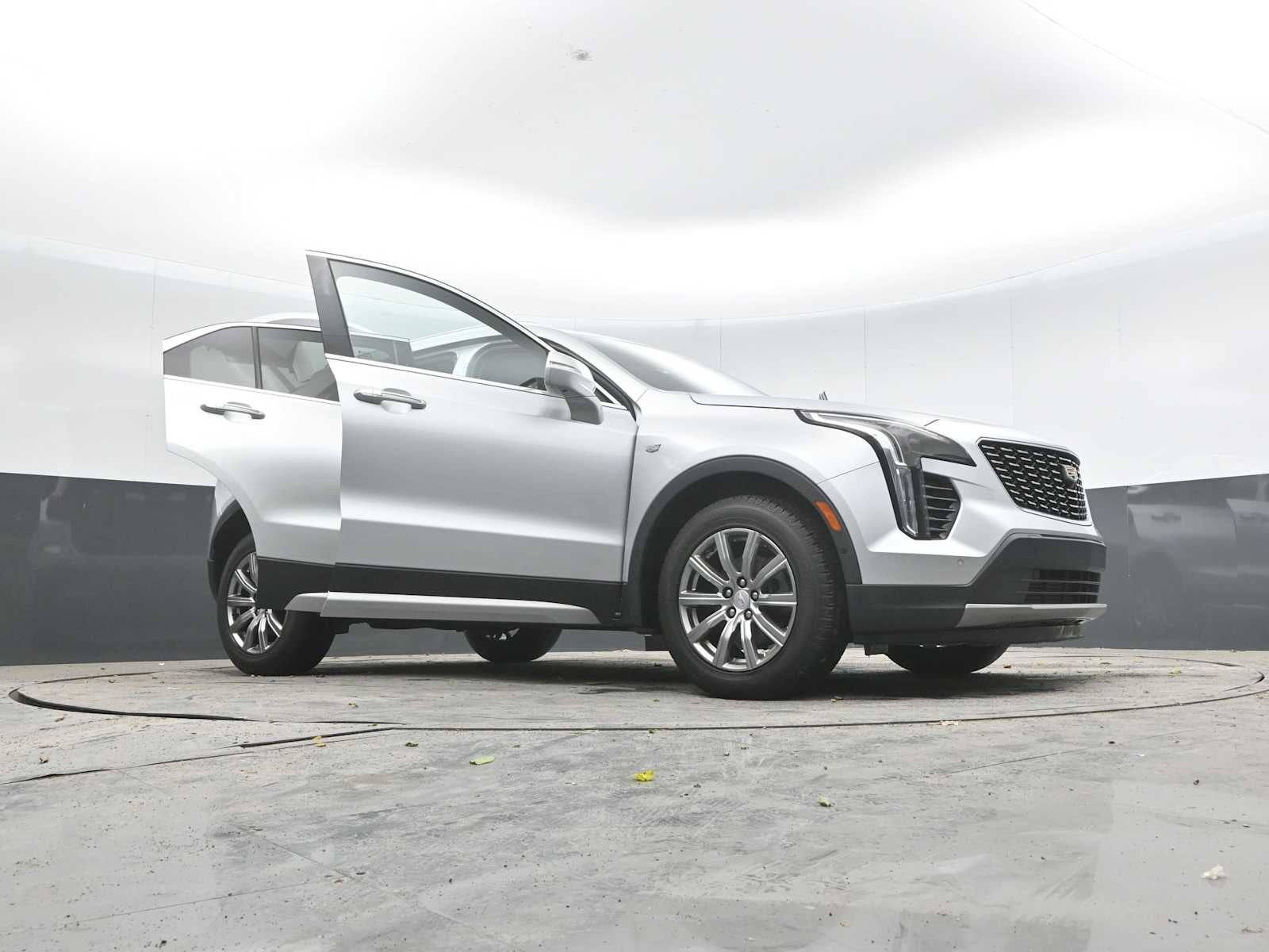 2019 Cadillac XT4 AWD Premium Luxury