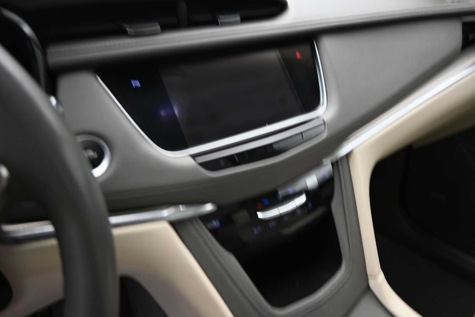 2018 Cadillac XT5 Luxury AWD