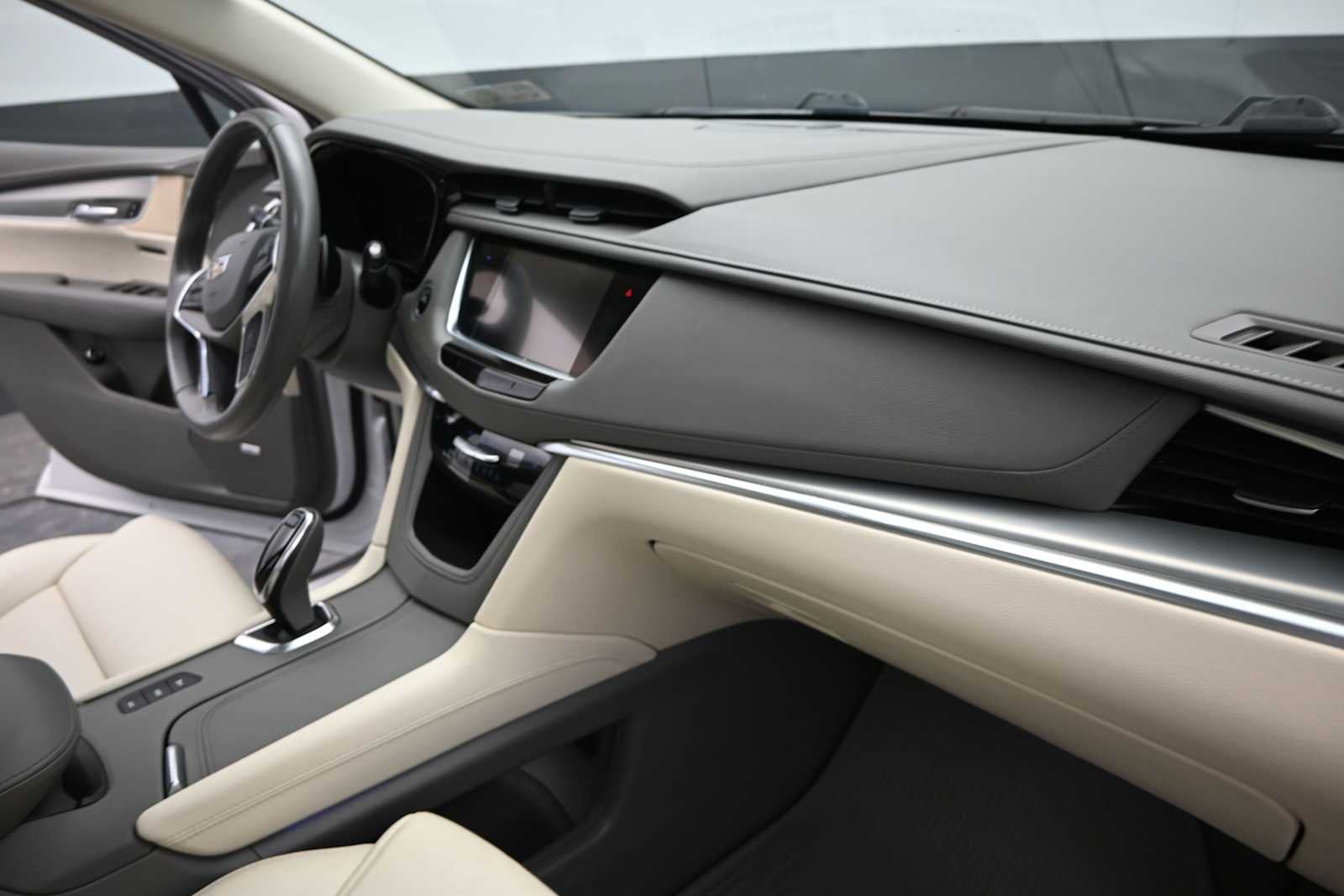2018 Cadillac XT5 Luxury AWD