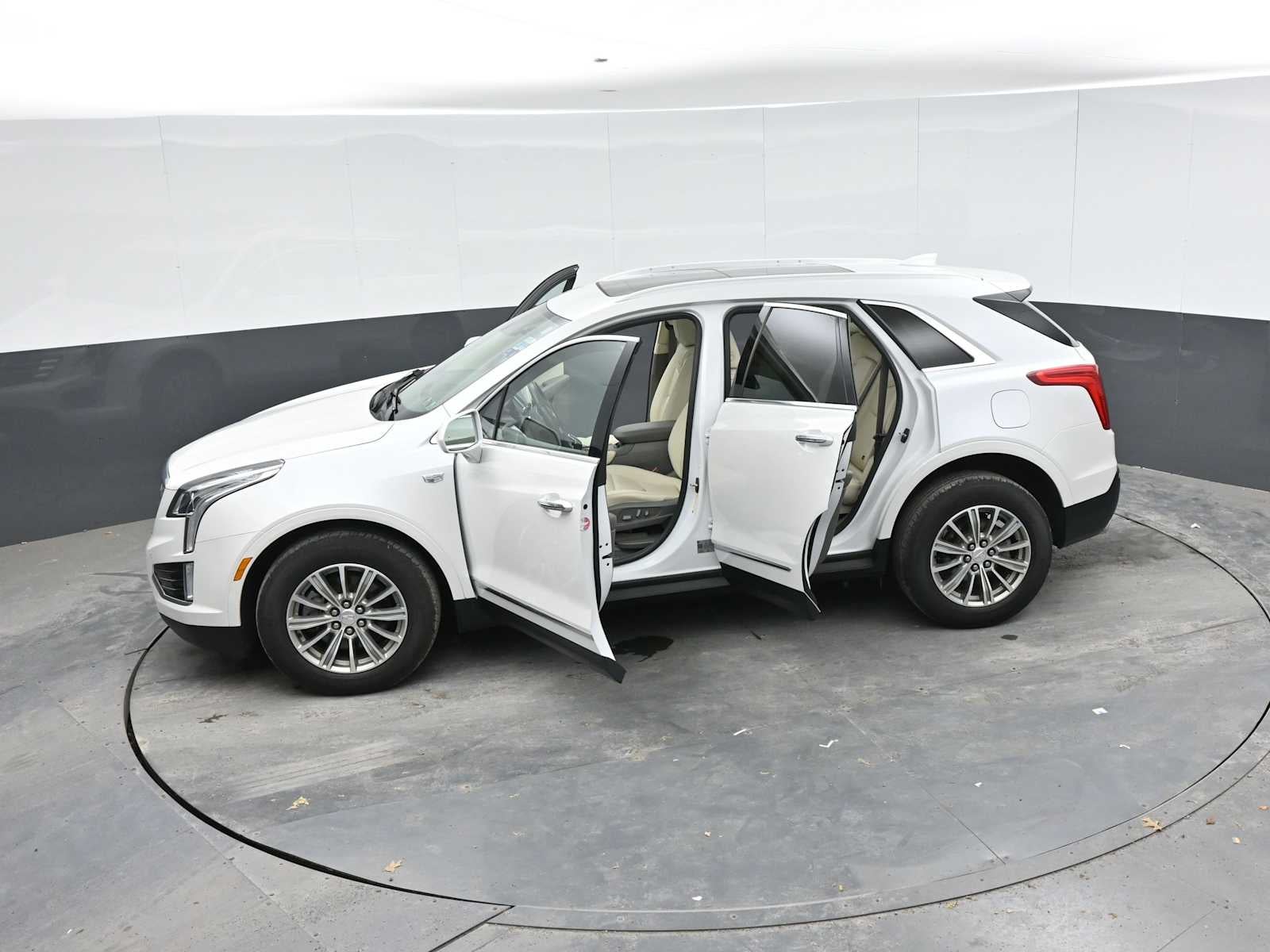 2018 Cadillac XT5 Luxury AWD