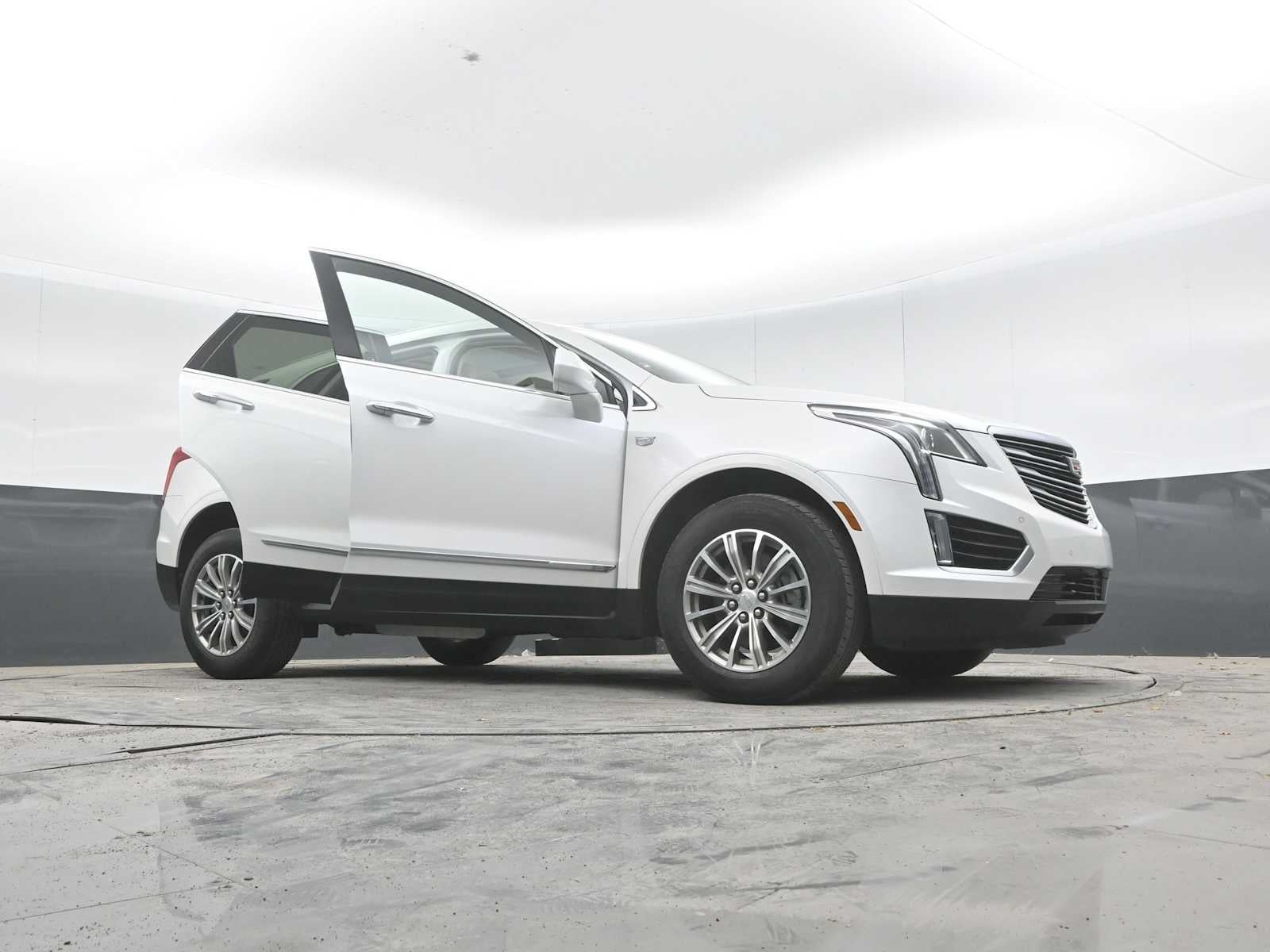2018 Cadillac XT5 Luxury AWD