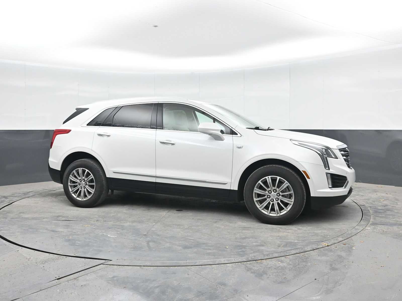 2018 Cadillac XT5 Luxury AWD
