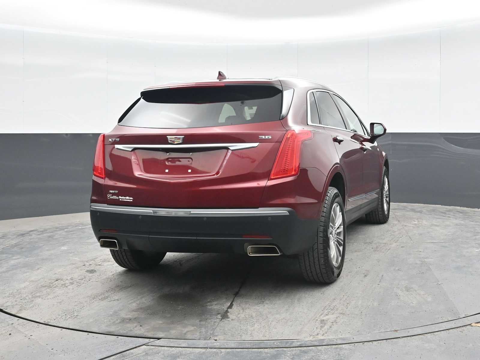 2017 Cadillac XT5 Luxury AWD
