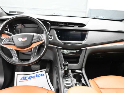 2020 Cadillac XT5 Premium Luxury