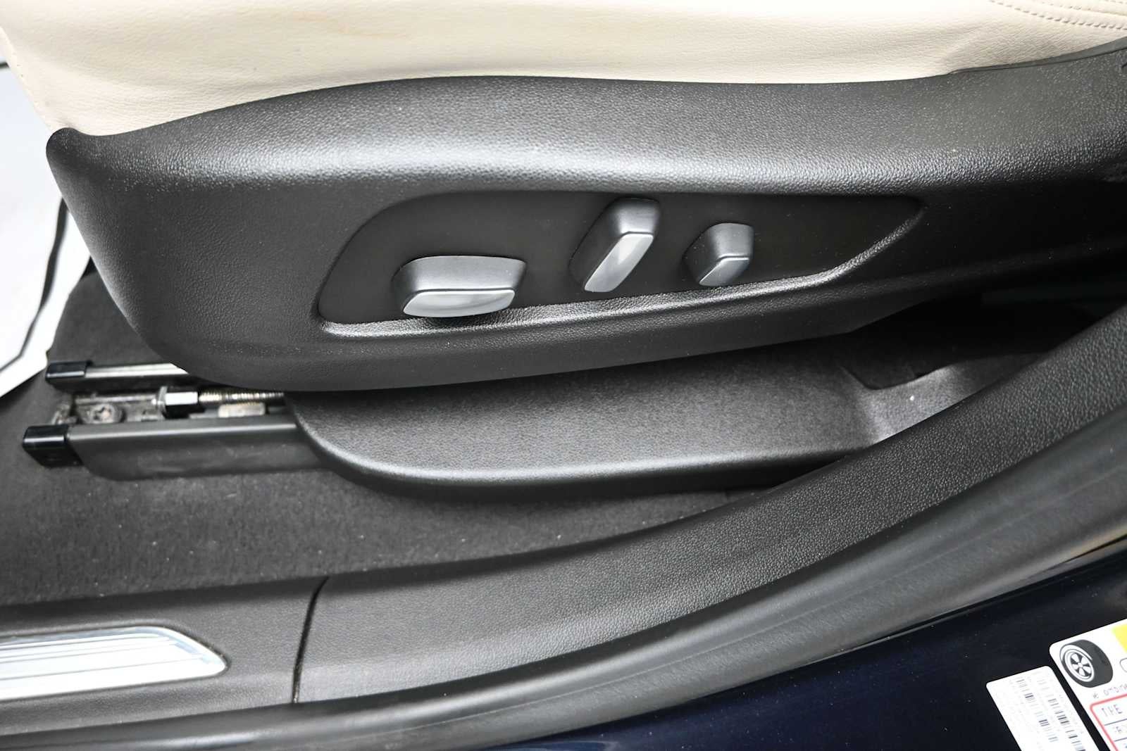 2022 Cadillac XT5 Sport