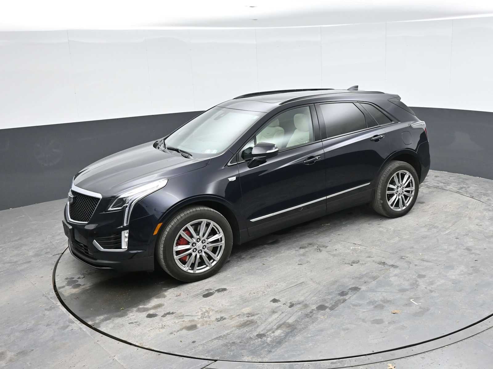 2022 Cadillac XT5 Sport