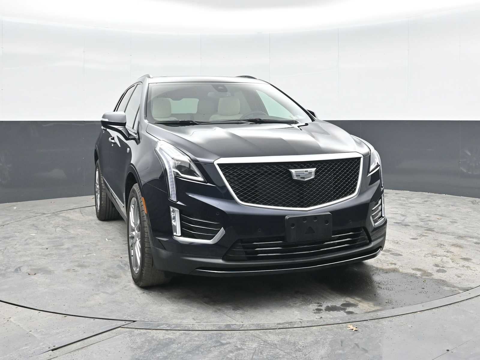 2022 Cadillac XT5 Sport