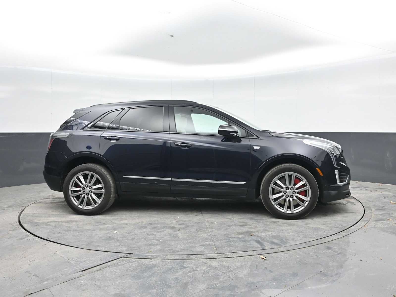 2022 Cadillac XT5 Sport