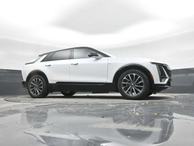 2025 Cadillac LYRIQ Sport 1