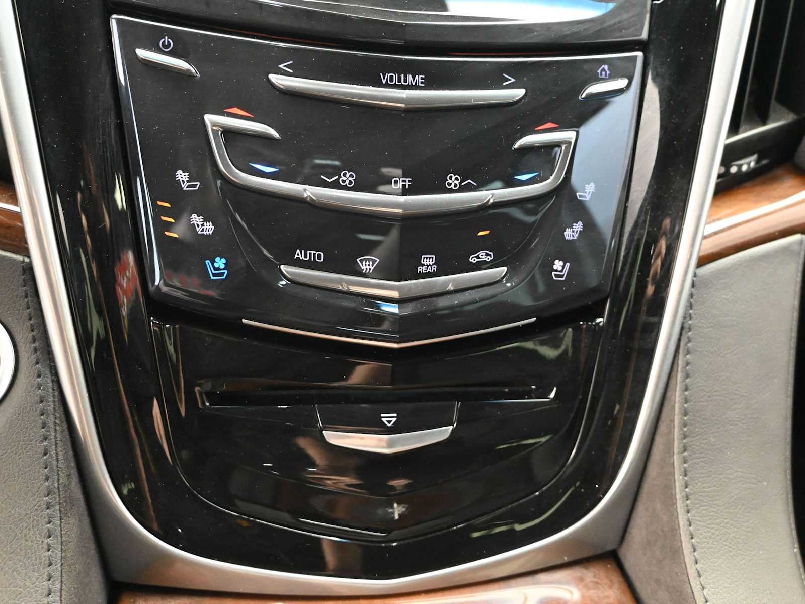 2019 Cadillac Escalade ESV Premium Luxury