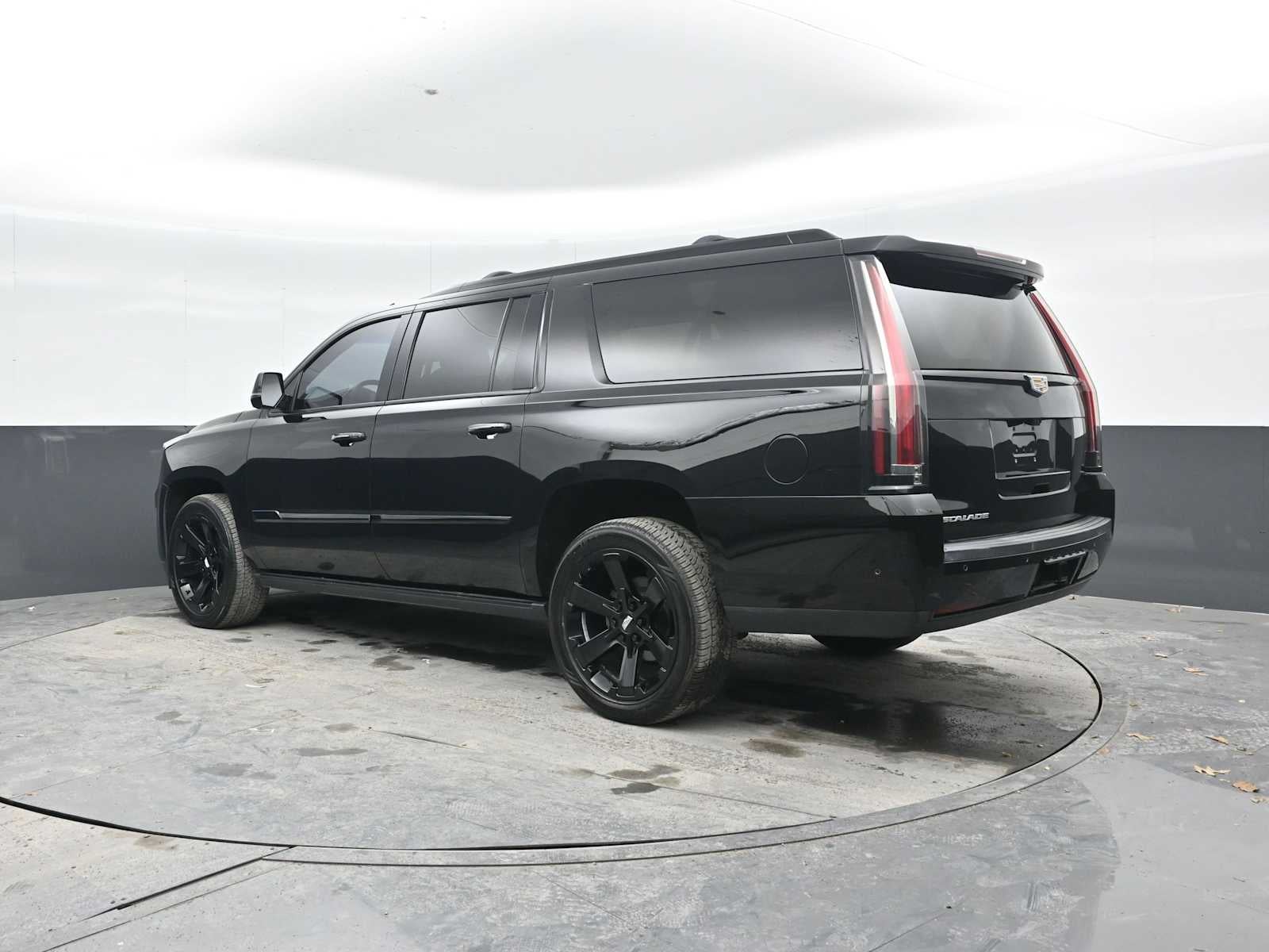 2019 Cadillac Escalade ESV Premium Luxury