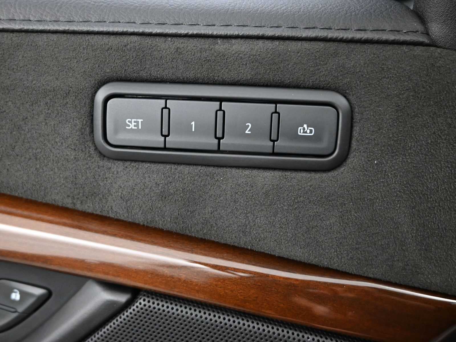 2019 Cadillac Escalade ESV Premium Luxury