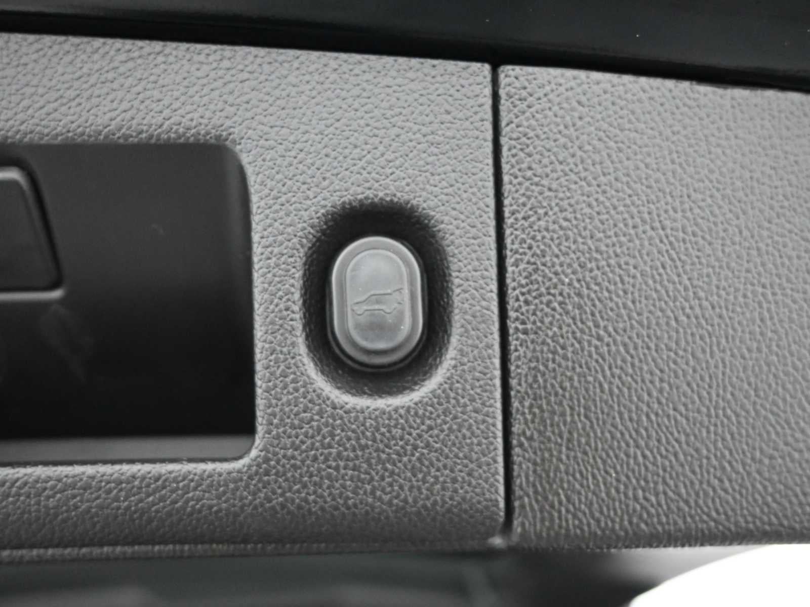 2019 Cadillac Escalade ESV Premium Luxury