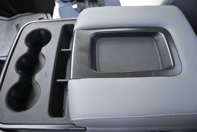 2023 Chevrolet Silverado 5500 HD Work Truck