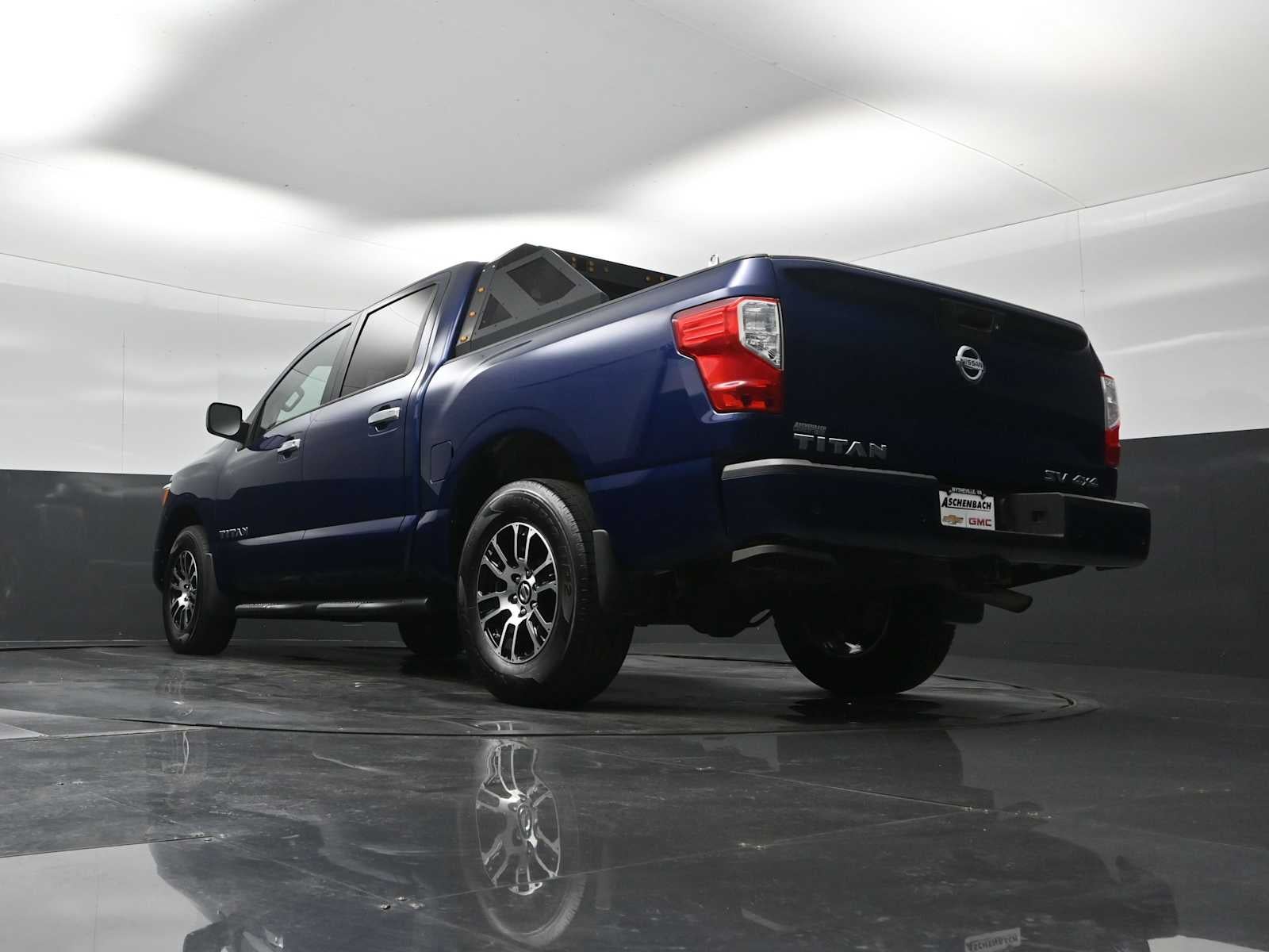 2021 Nissan Titan SV